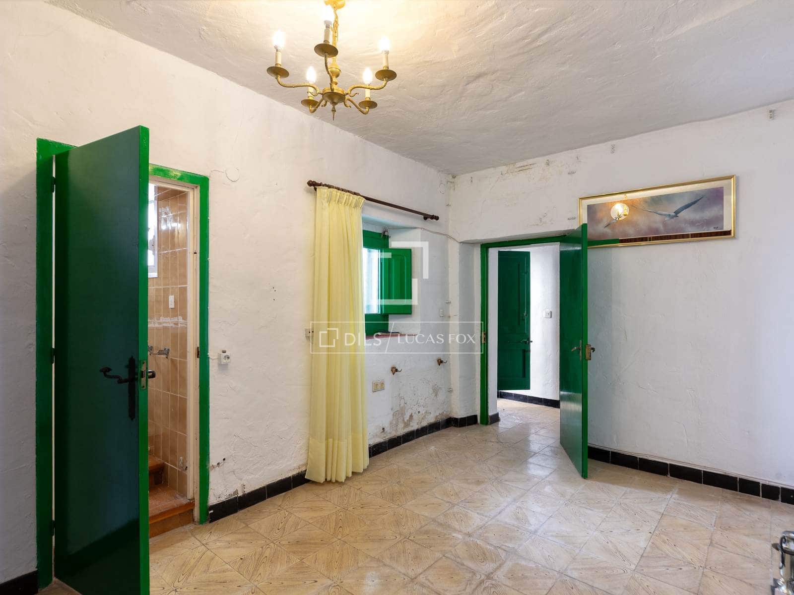 4 slaapkamer Villa te koop in Begur met garage - € 800.000 (Ref: 9814676)