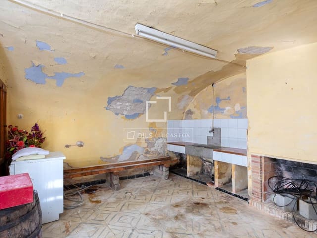 4 slaapkamer Villa te koop in Begur met garage - € 800.000 (Ref: 9814676)