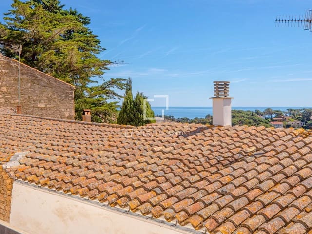 4 slaapkamer Villa te koop in Begur met garage - € 800.000 (Ref: 9814676)