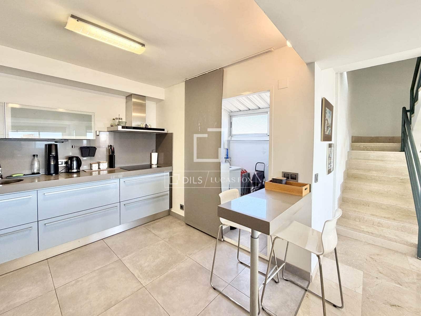 3 Zimmer Penthouse zu verkaufen in Alicante / Alacant Stadt mit Pool - 649.000 € (Ref: 9814678)
