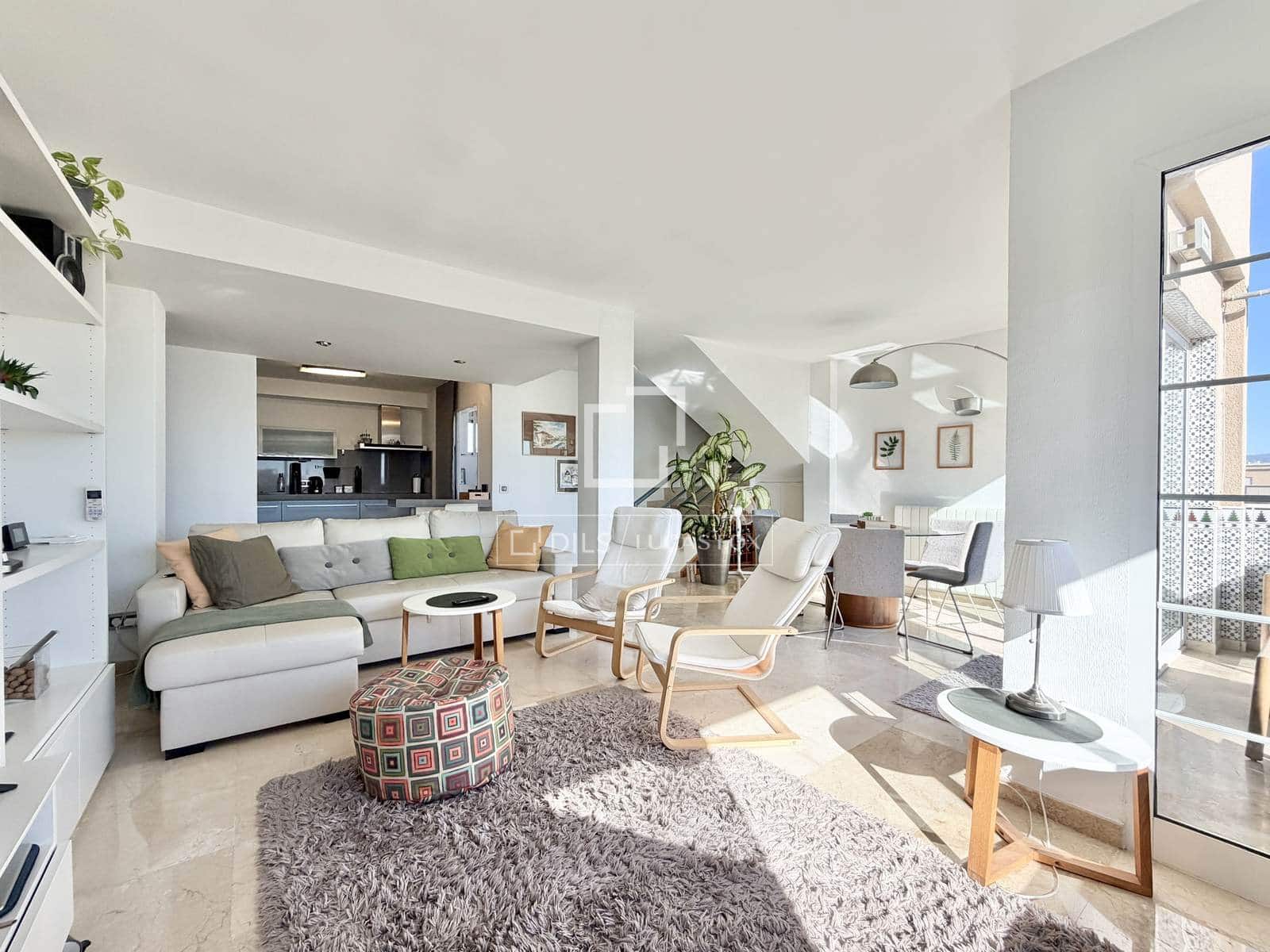 3 Zimmer Penthouse zu verkaufen in Alicante / Alacant Stadt mit Pool - 649.000 € (Ref: 9814678)