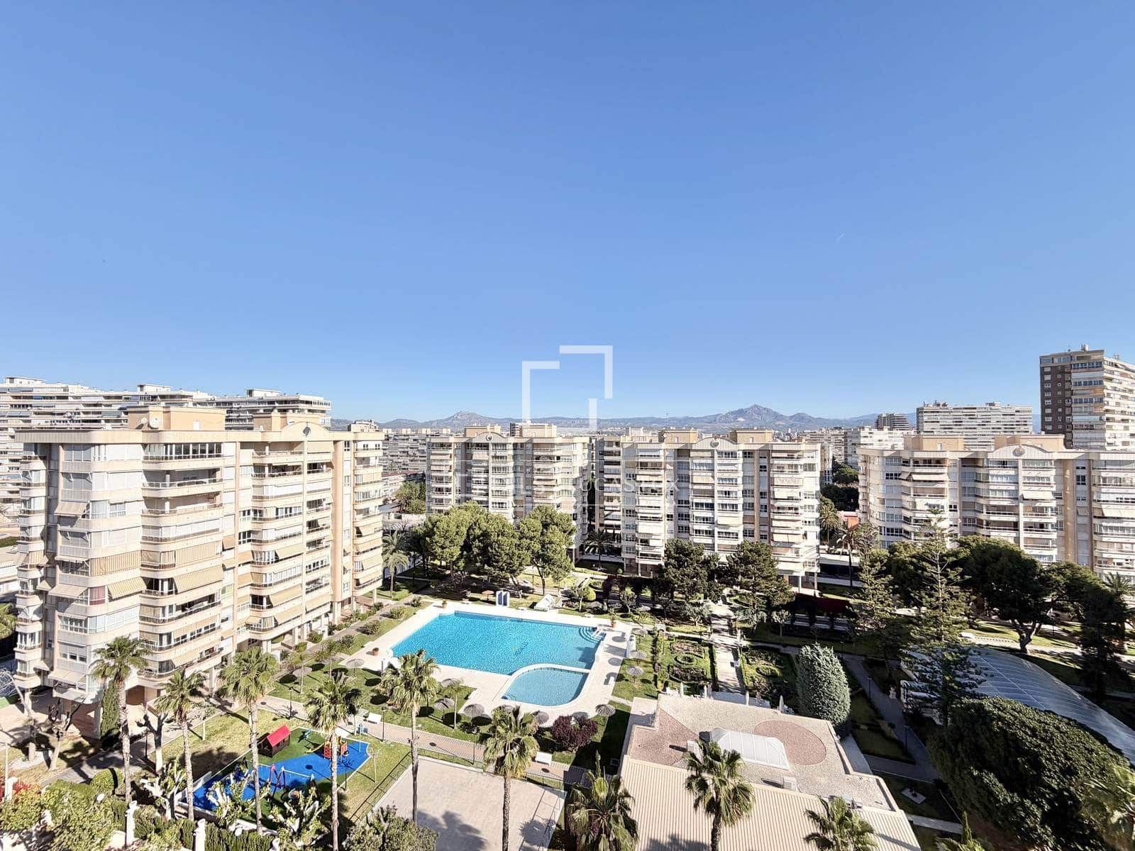 3 Zimmer Penthouse zu verkaufen in Alicante / Alacant Stadt mit Pool - 649.000 € (Ref: 9814678)