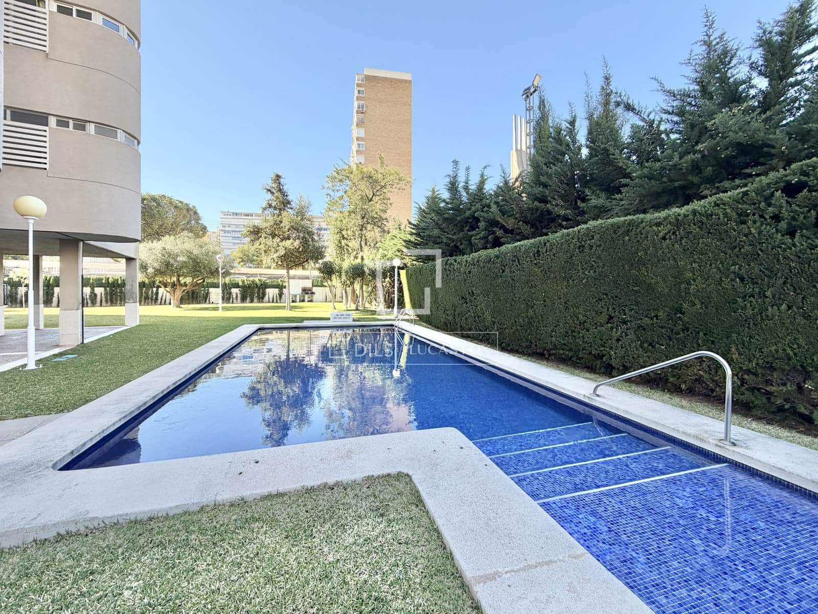 3 Zimmer Penthouse zu verkaufen in Alicante / Alacant Stadt mit Pool - 649.000 € (Ref: 9814678)