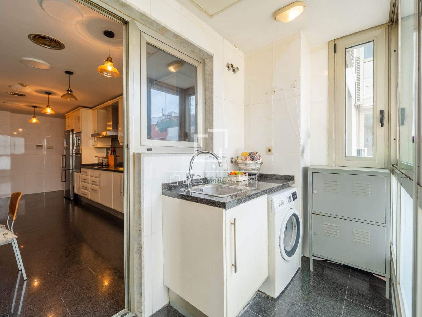 5 makuuhuone Huoneisto myytävänä paikassa Valencia kaupunki - 1 500 000 € (Ref: 9814679)