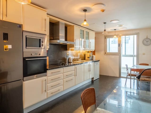 5 makuuhuone Huoneisto myytävänä paikassa Valencia kaupunki - 1 500 000 € (Ref: 9814679)