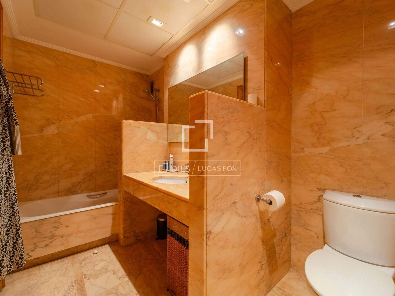 5 makuuhuone Huoneisto myytävänä paikassa Valencia kaupunki - 1 500 000 € (Ref: 9814679)