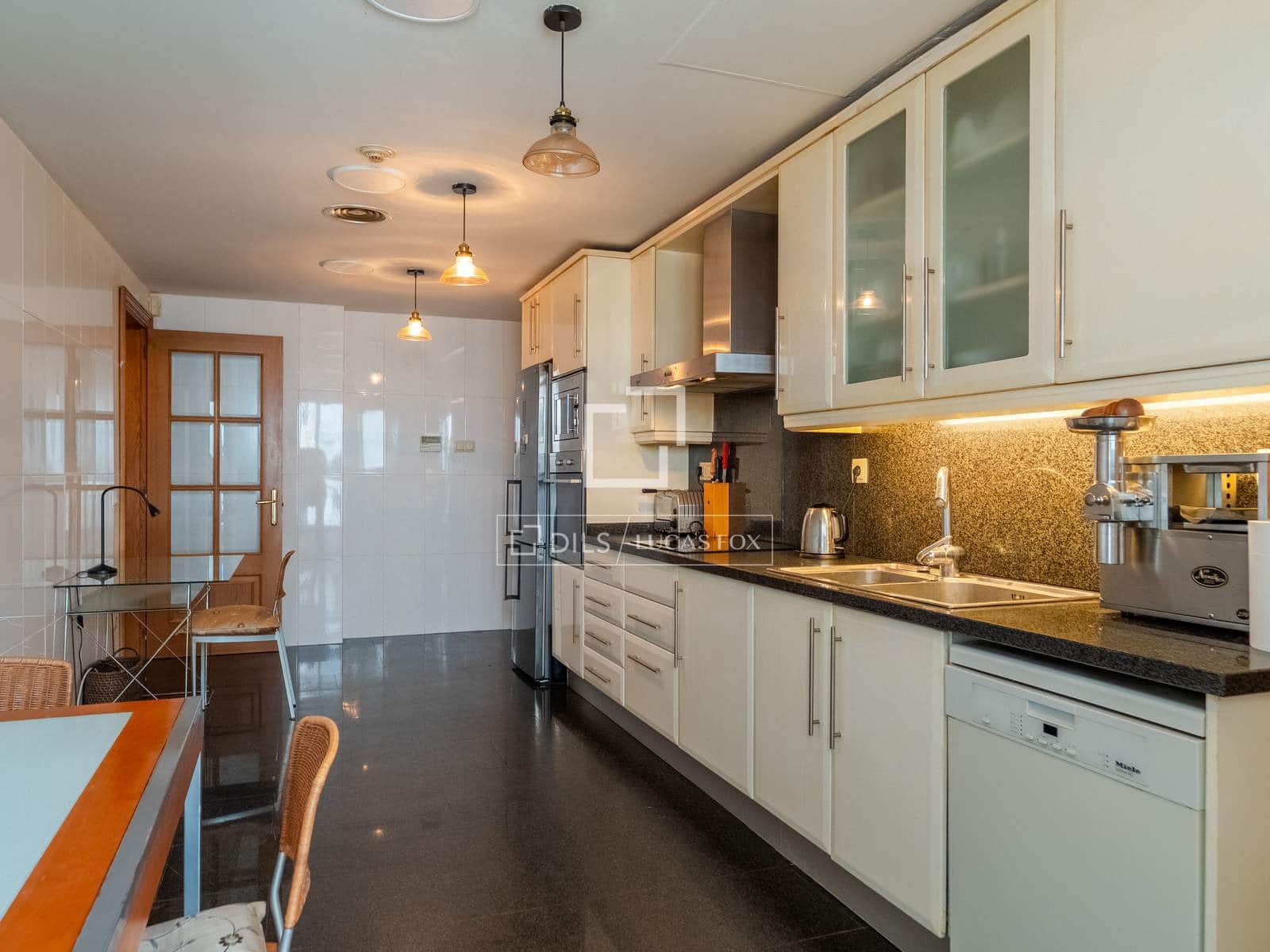 5 makuuhuone Huoneisto myytävänä paikassa Valencia kaupunki - 1 500 000 € (Ref: 9814679)