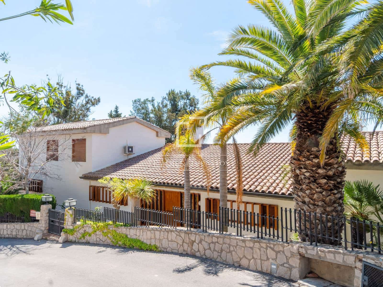 6 soverom Villa til salgs i Oropesa  med svømmebasseng garasje - € 2 580 000 (Ref: 9814680)