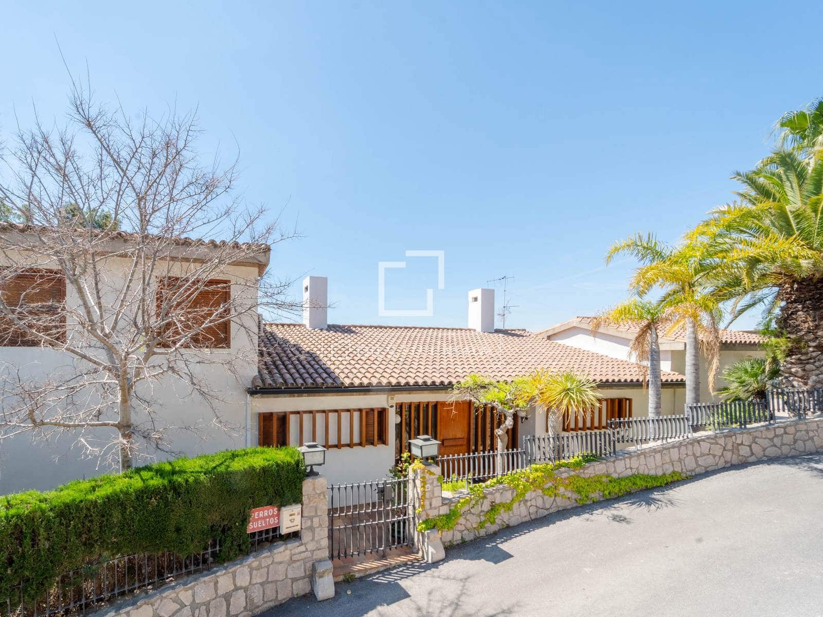 6 soverom Villa til salgs i Oropesa  med svømmebasseng garasje - € 2 580 000 (Ref: 9814680)