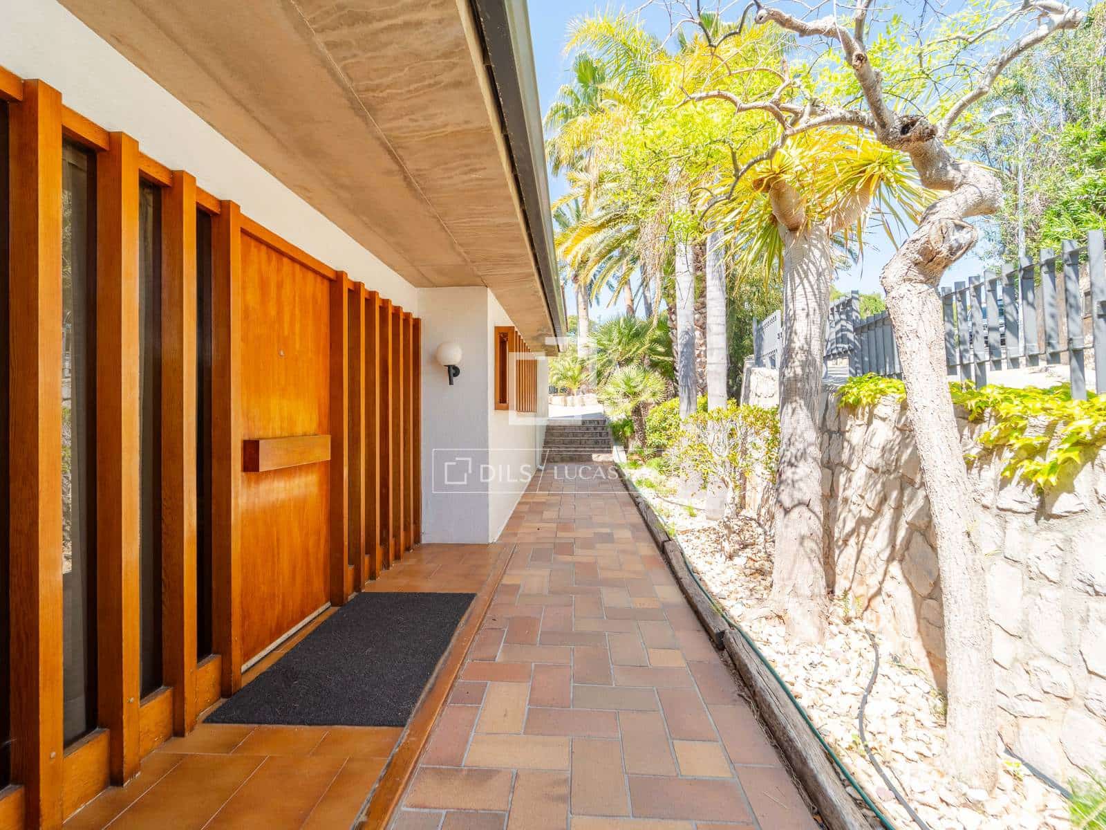 6 soverom Villa til salgs i Oropesa  med svømmebasseng garasje - € 2 580 000 (Ref: 9814680)