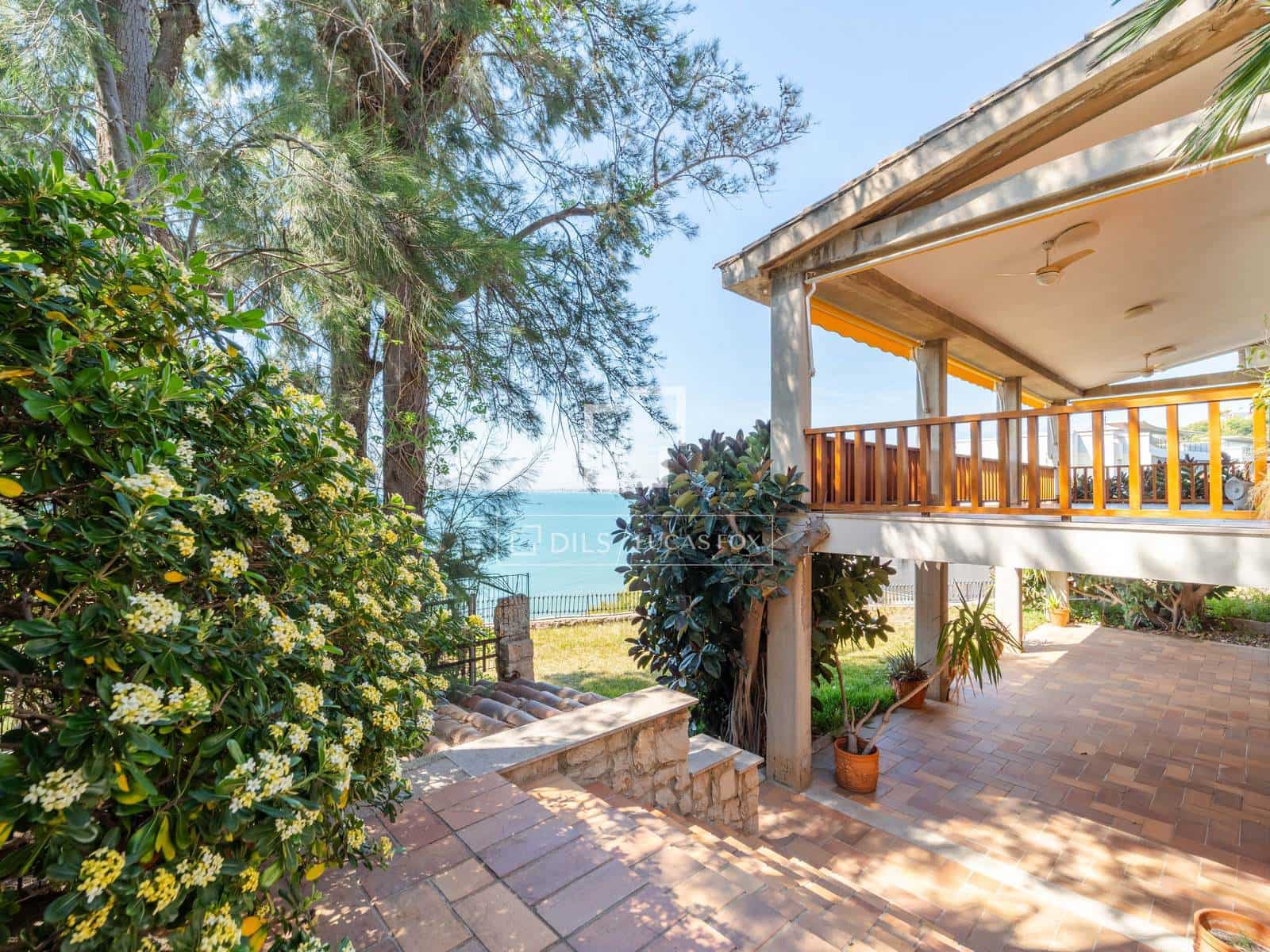 6 soverom Villa til salgs i Oropesa  med svømmebasseng garasje - € 2 580 000 (Ref: 9814680)