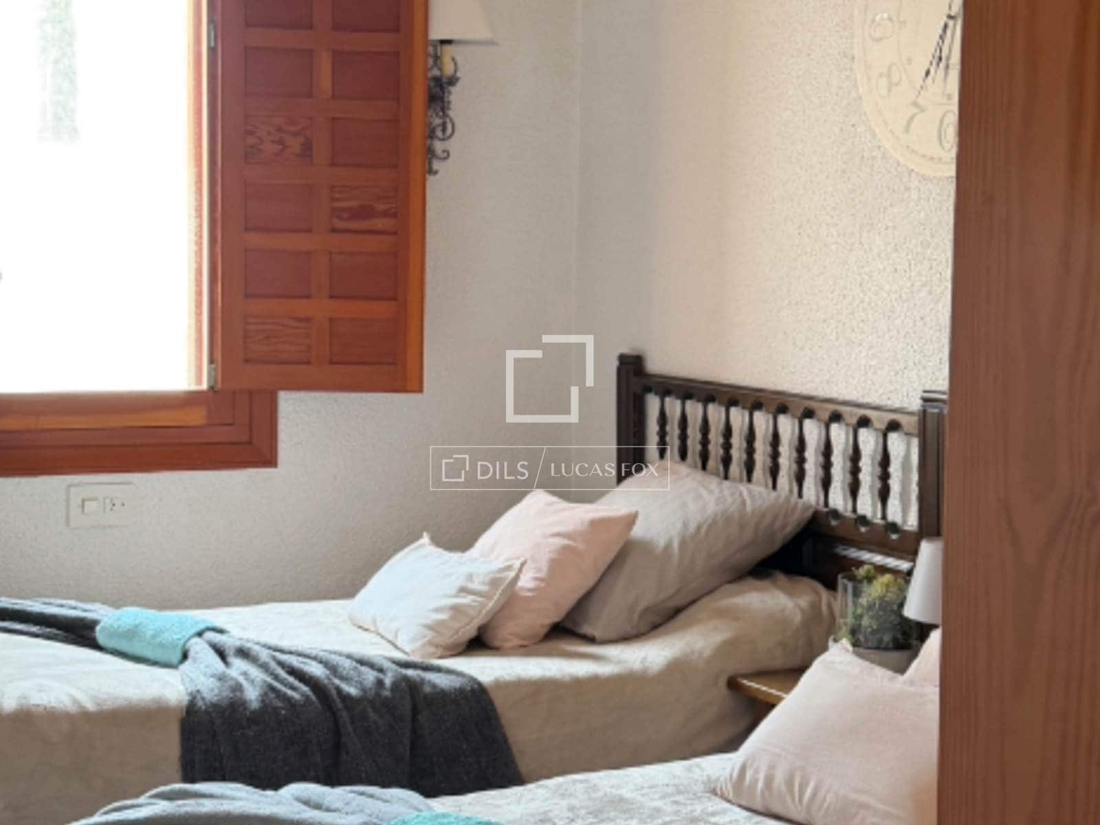 13 sypialnia Finka/Dom wiejski na sprzedaż w Elda z basenem garażem - 980 000 € (Ref: 9815004)