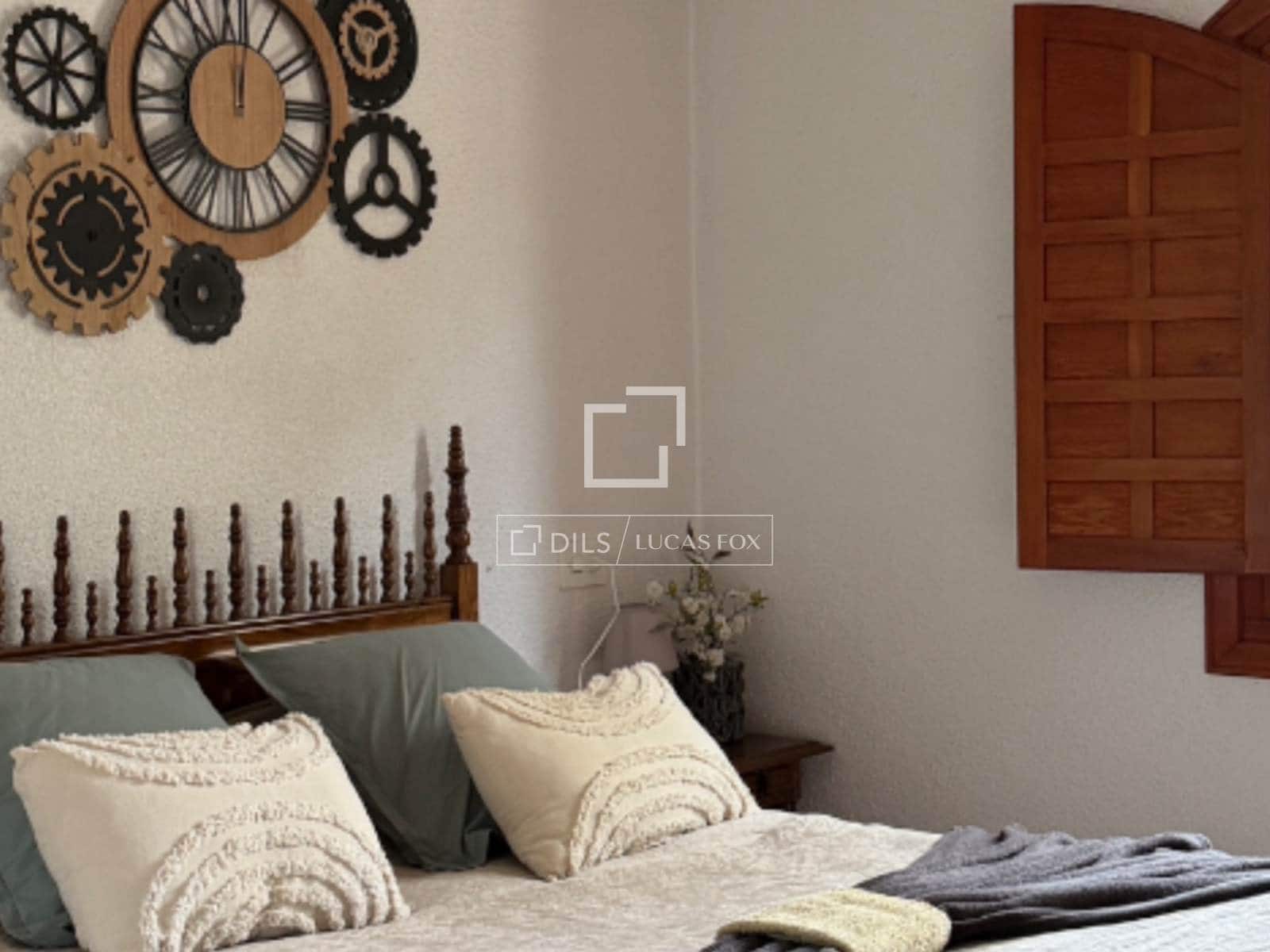 13 sypialnia Finka/Dom wiejski na sprzedaż w Elda z basenem garażem - 980 000 € (Ref: 9815004)