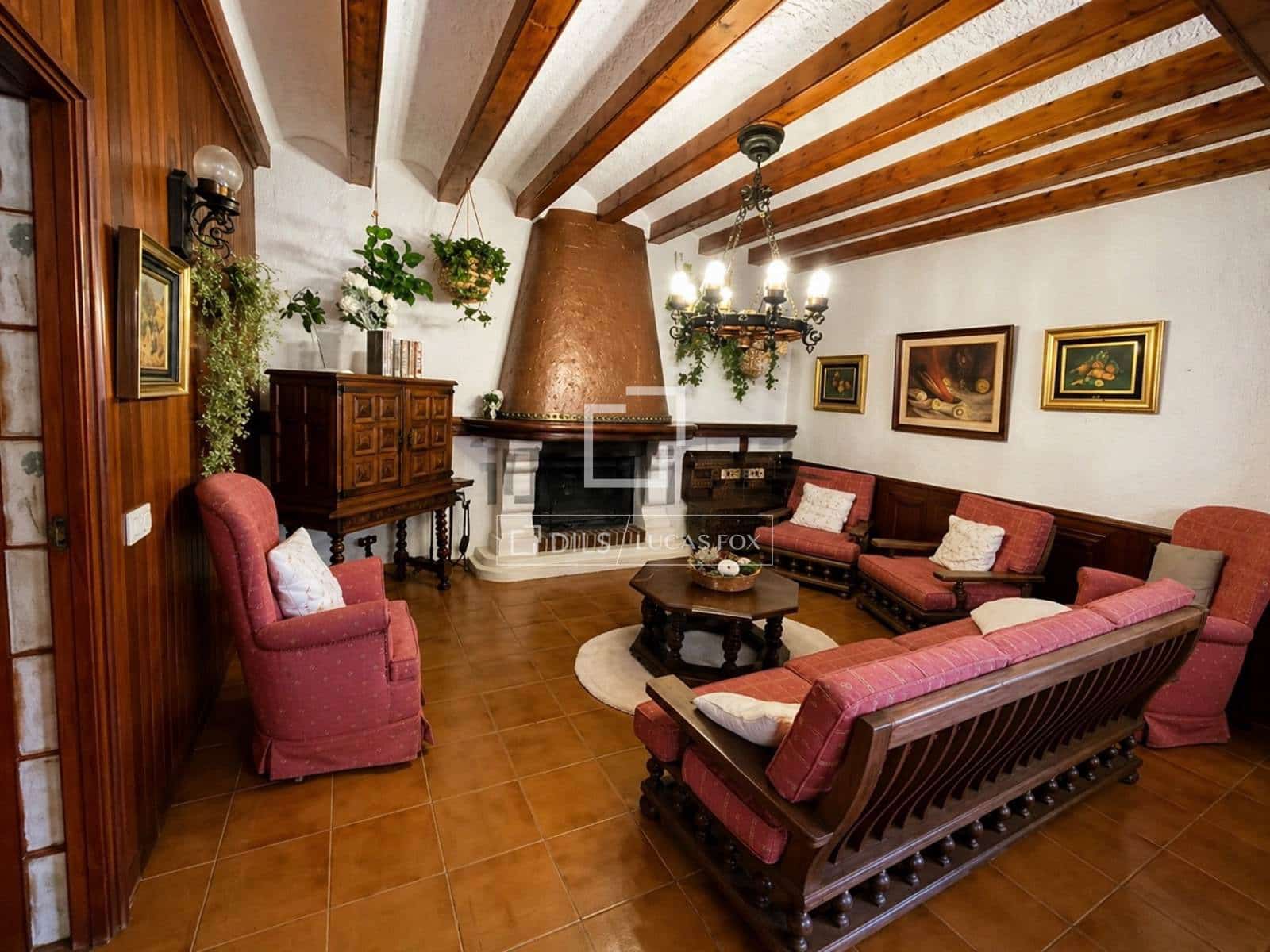 13 sypialnia Finka/Dom wiejski na sprzedaż w Elda z basenem garażem - 980 000 € (Ref: 9815004)