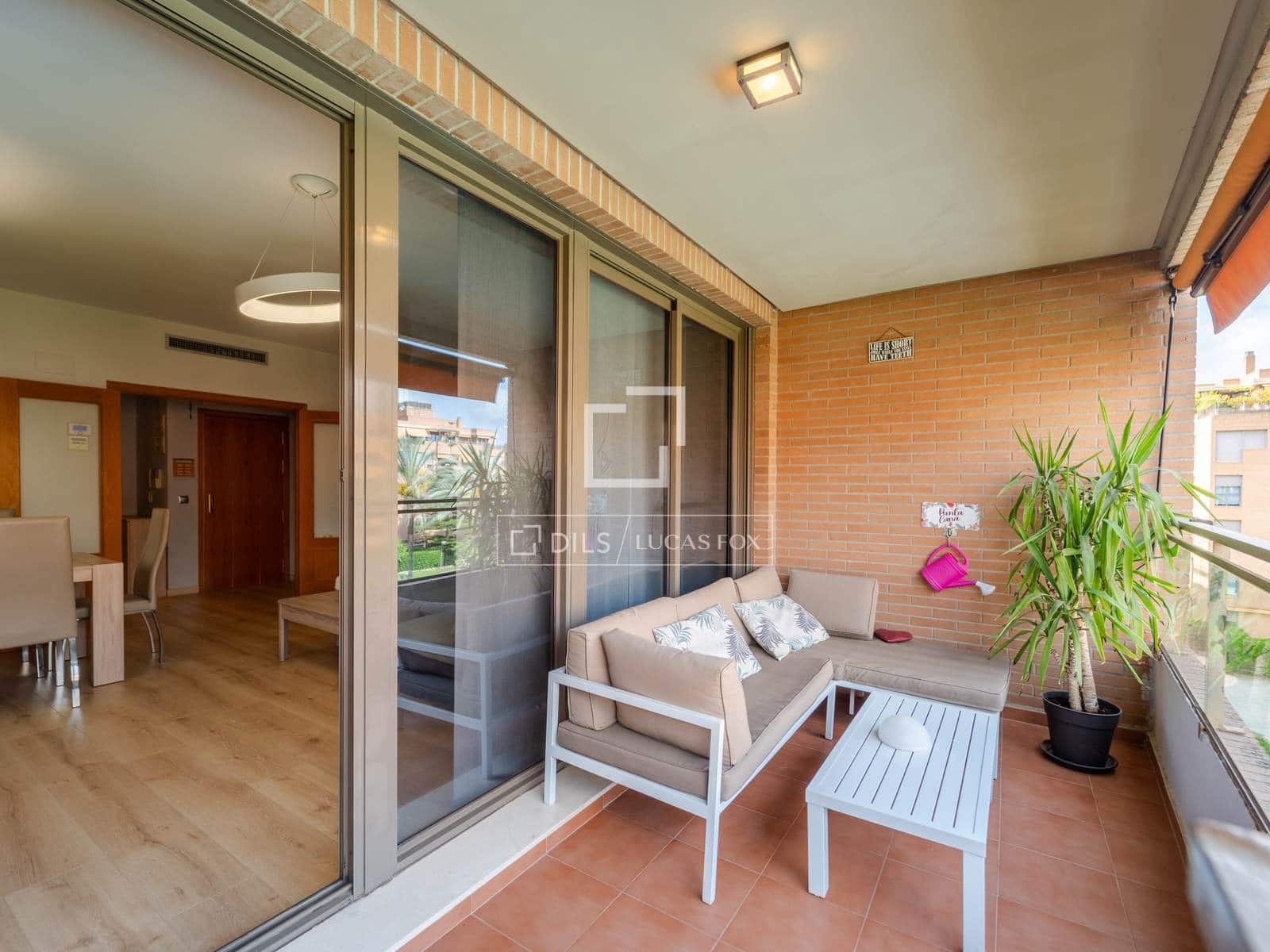 Apartamento de 3 habitaciones en València ciudad en alquiler con piscina garaje - 2.700 € (Ref: 9815005)