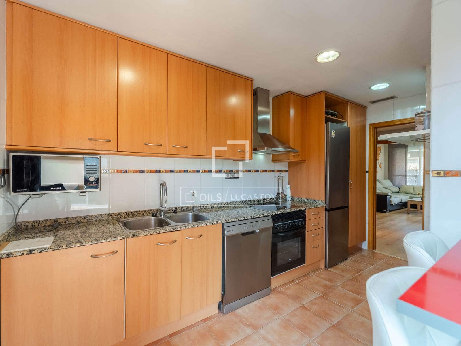 Apartamento de 3 habitaciones en València ciudad en alquiler con piscina garaje - 2.700 € (Ref: 9815005)