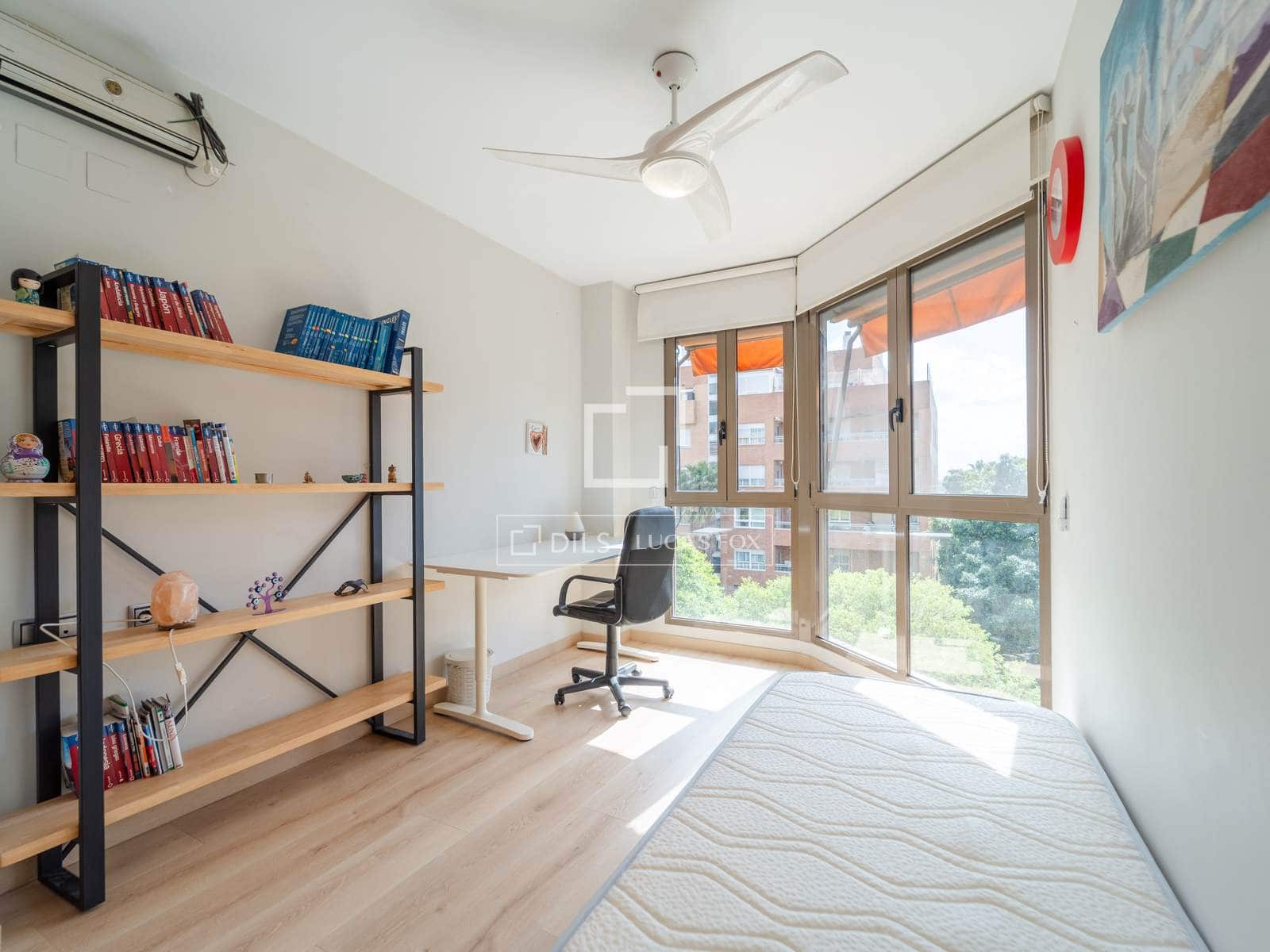 Apartamento de 3 habitaciones en València ciudad en alquiler con piscina garaje - 2.700 € (Ref: 9815005)