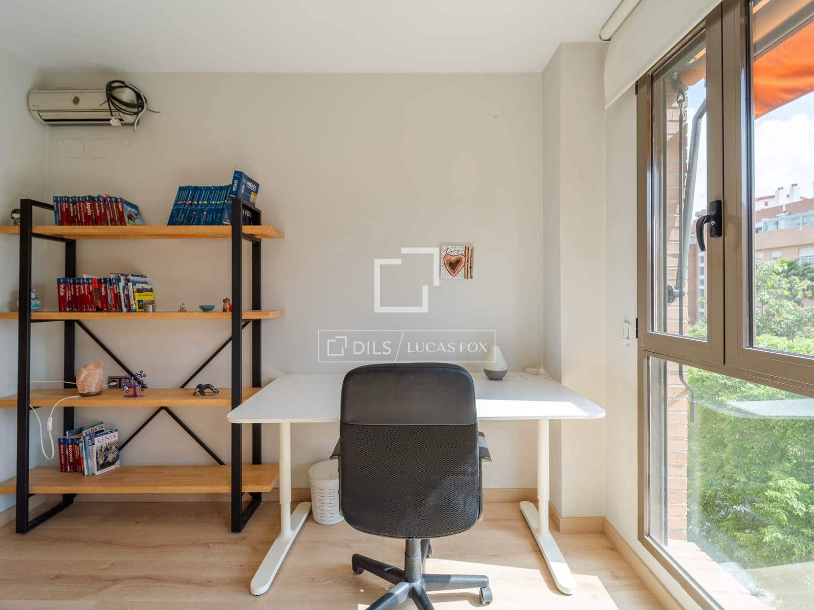 Apartamento de 3 habitaciones en València ciudad en alquiler con piscina garaje - 2.700 € (Ref: 9815005)