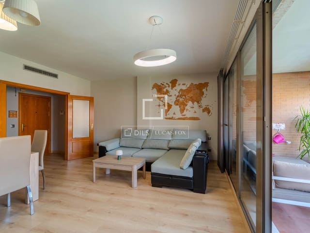 Apartamento de 3 habitaciones en València ciudad en alquiler con piscina garaje - 2.700 € (Ref: 9815005)