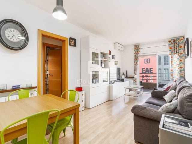 4 bedroom Apartment for sale in Barcelona city - € 585,000 (Ref: 9815006)