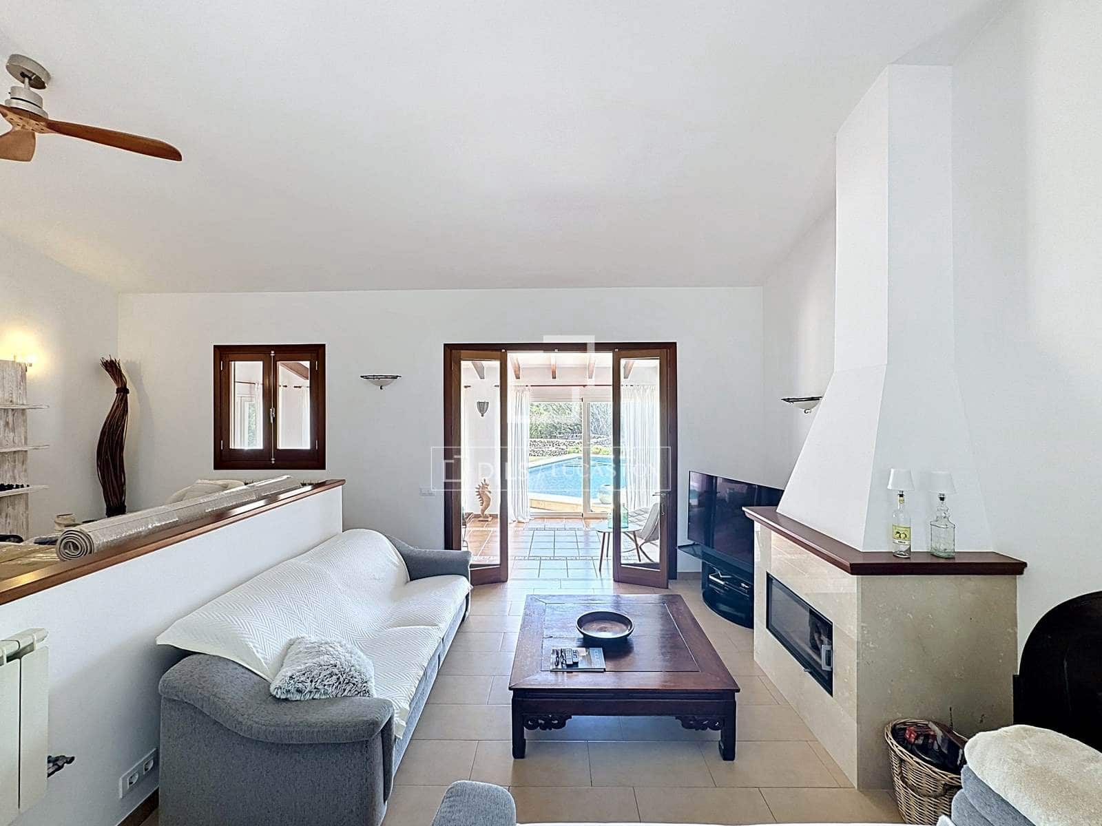 4 quarto Moradia para venda em Mahon / Mao com piscina - 925 000 € (Ref: 9815097)