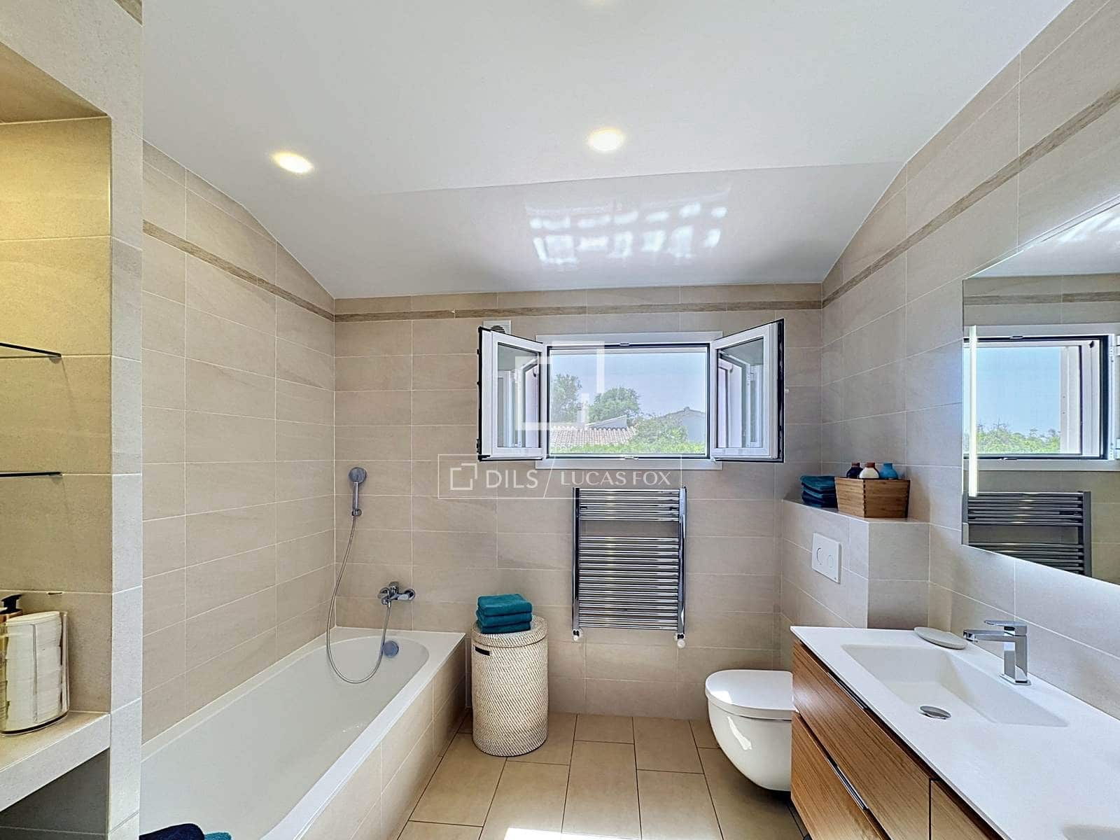 4 quarto Moradia para venda em Mahon / Mao com piscina - 925 000 € (Ref: 9815097)