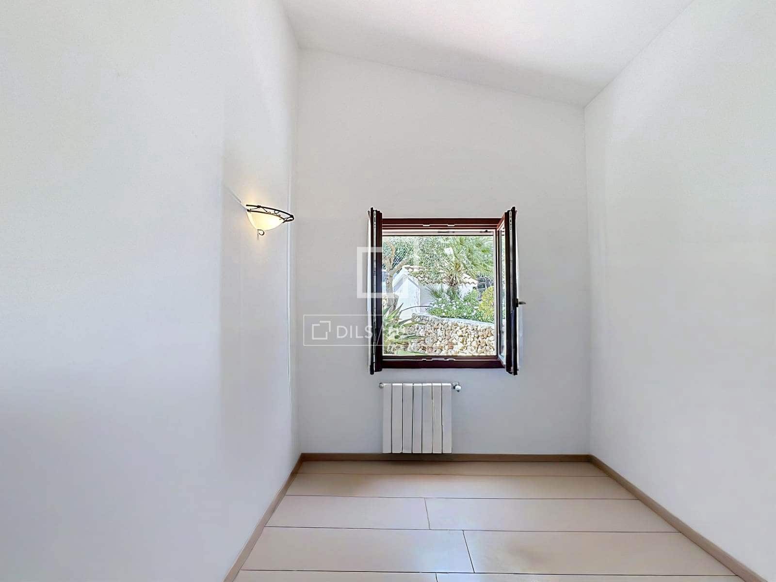 4 quarto Moradia para venda em Mahon / Mao com piscina - 925 000 € (Ref: 9815097)