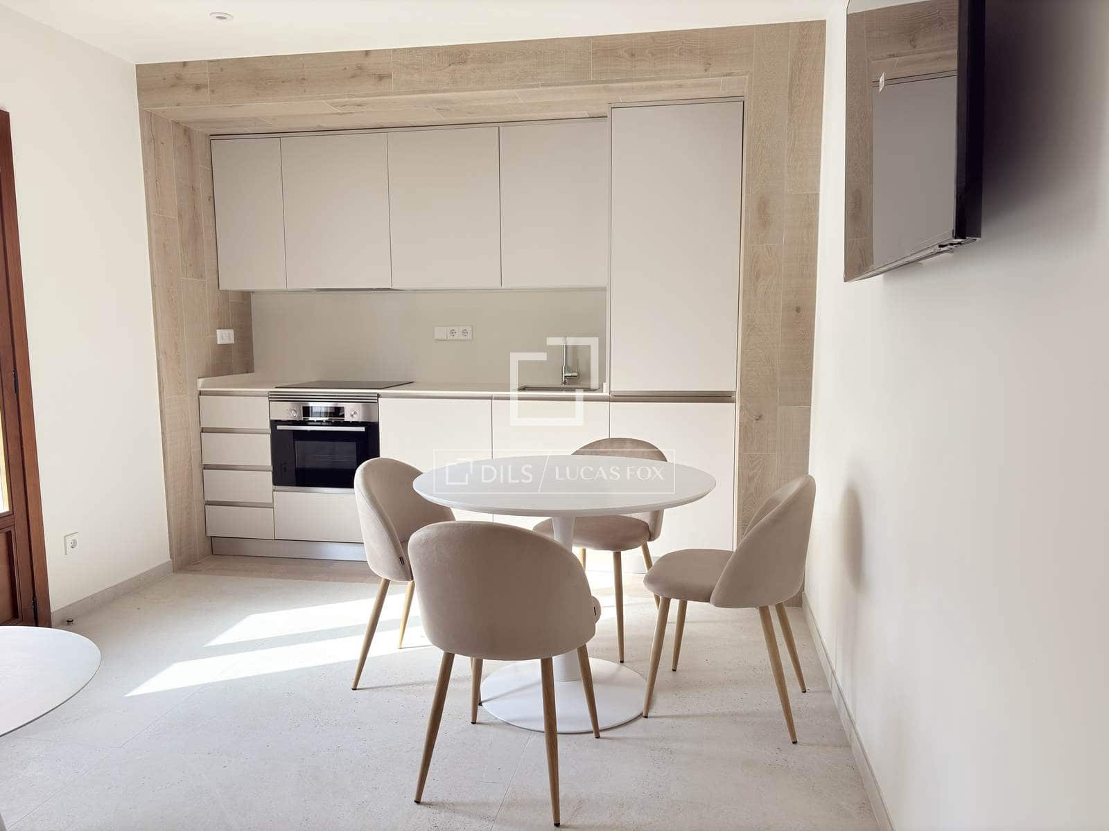 2 bedroom Apartment for sale in Ibiza / Eivissa town - € 450,000 (Ref: 9816113)