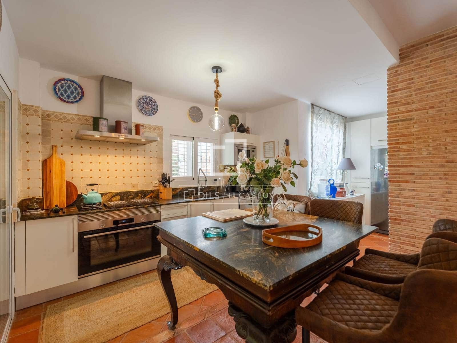 4 soveværelse Villa til leje i Riba-roja de Turia med swimmingpool garage - € 4.400 (Ref: 9816116)