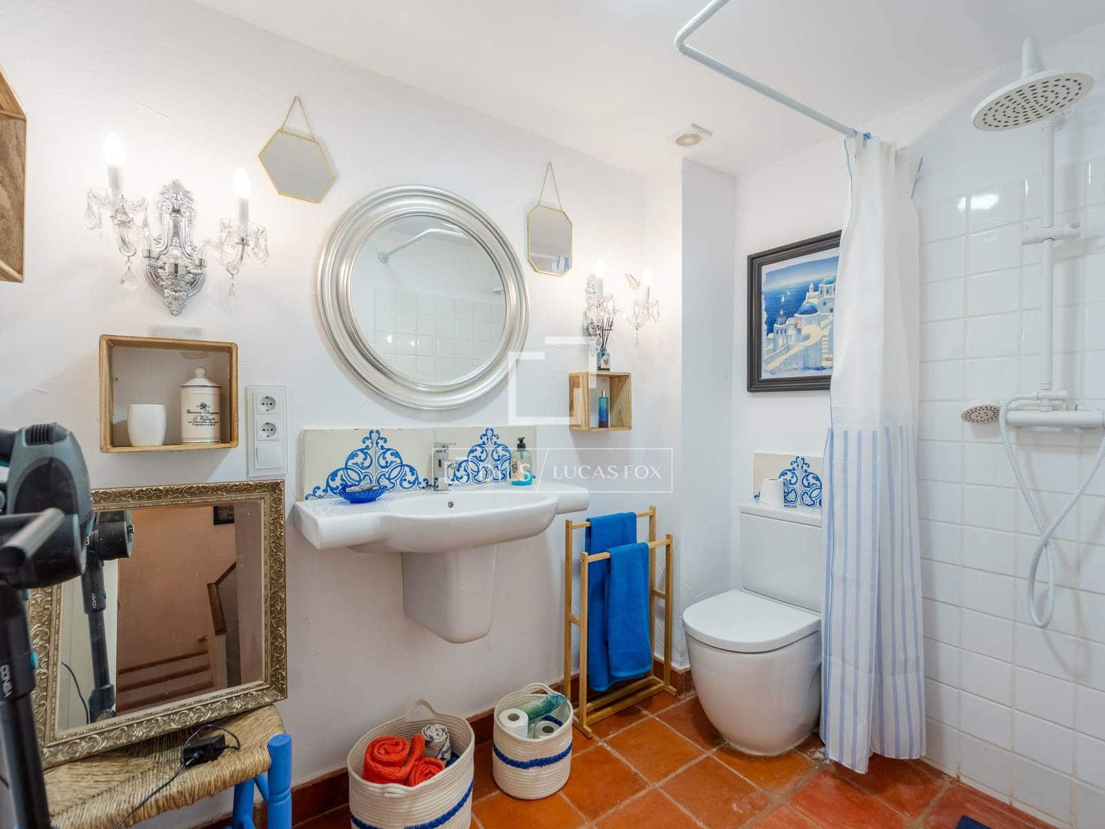4 soveværelse Villa til leje i Riba-roja de Turia med swimmingpool garage - € 4.400 (Ref: 9816116)
