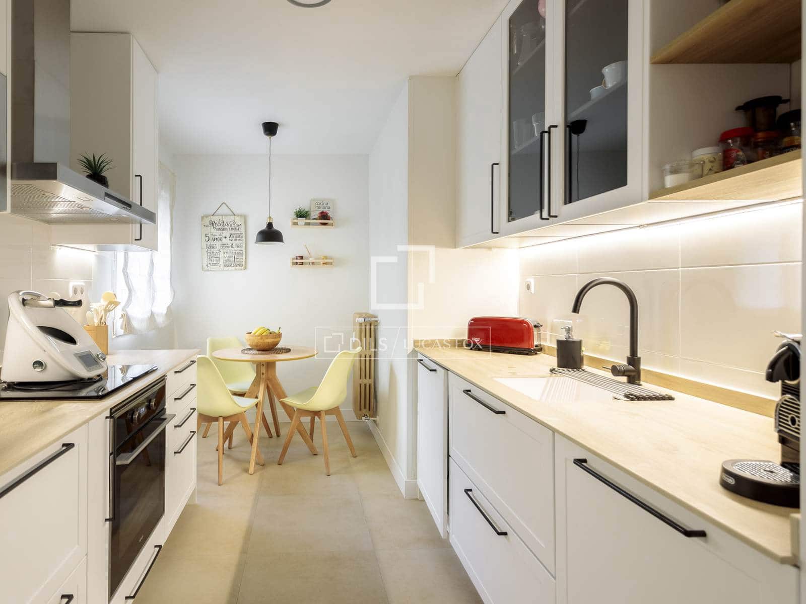 2 slaapkamer Appartement te koop in Madrid stad - € 1.019.000 (Ref: 9816361)