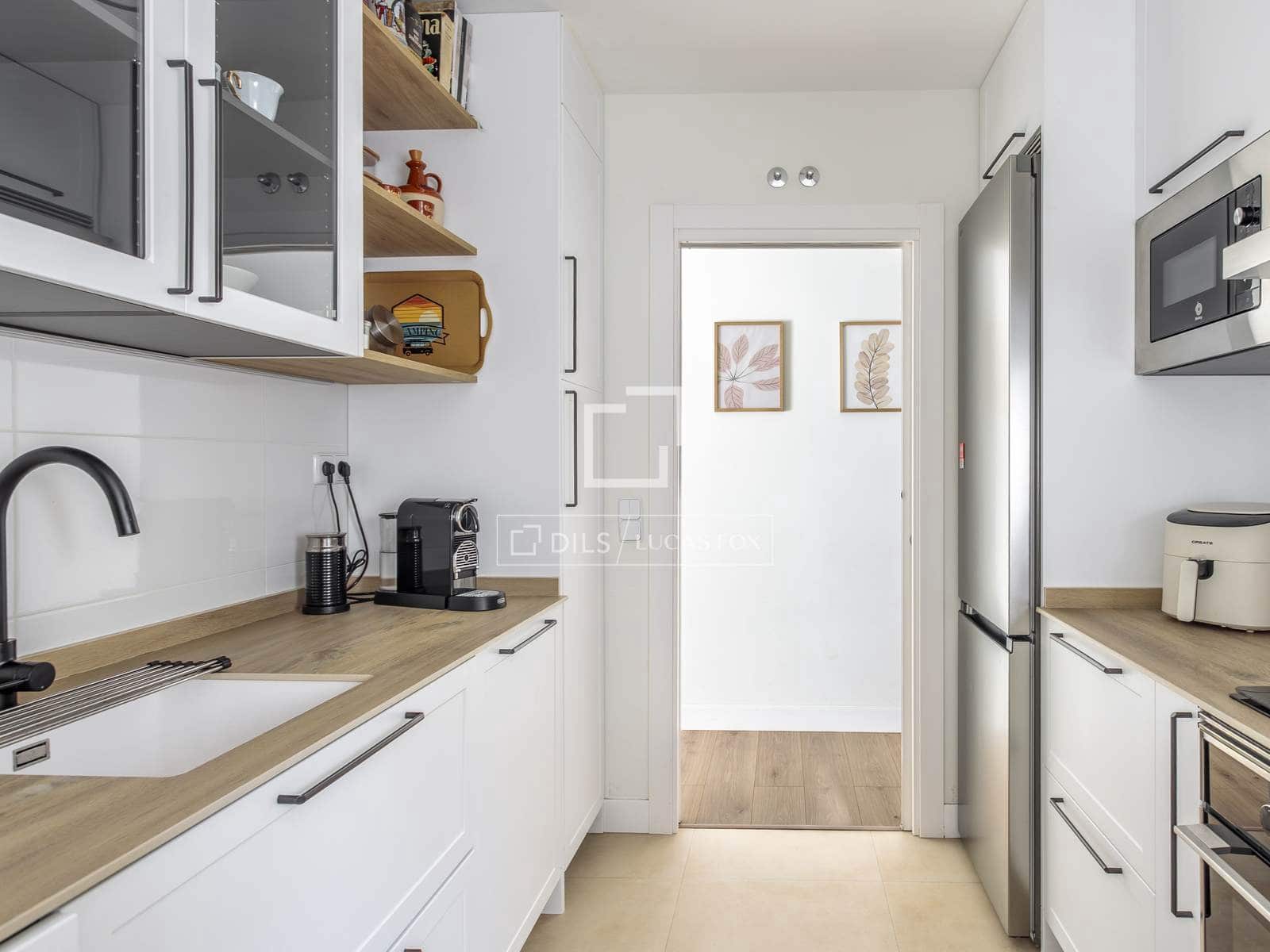 2 slaapkamer Appartement te koop in Madrid stad - € 1.019.000 (Ref: 9816361)