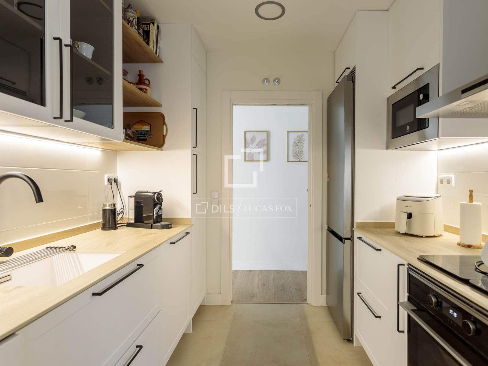 2 slaapkamer Appartement te koop in Madrid stad - € 1.019.000 (Ref: 9816361)