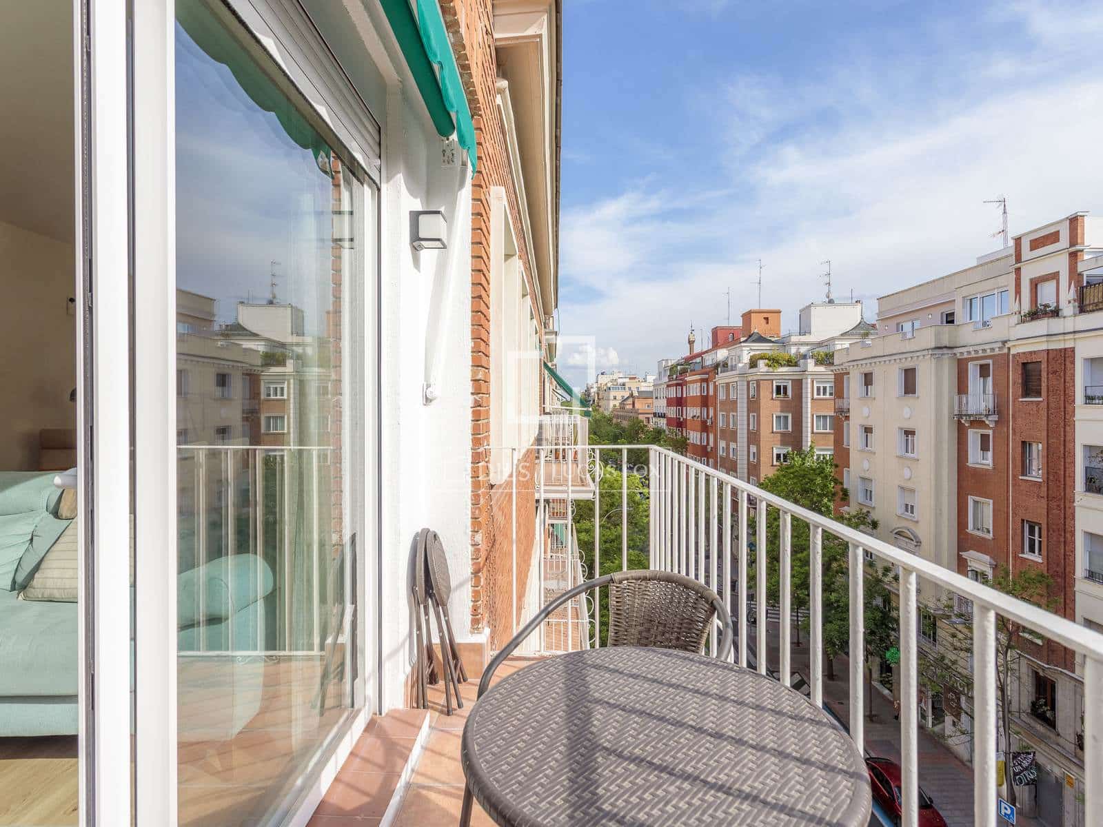 2 slaapkamer Appartement te koop in Madrid stad - € 1.019.000 (Ref: 9816361)