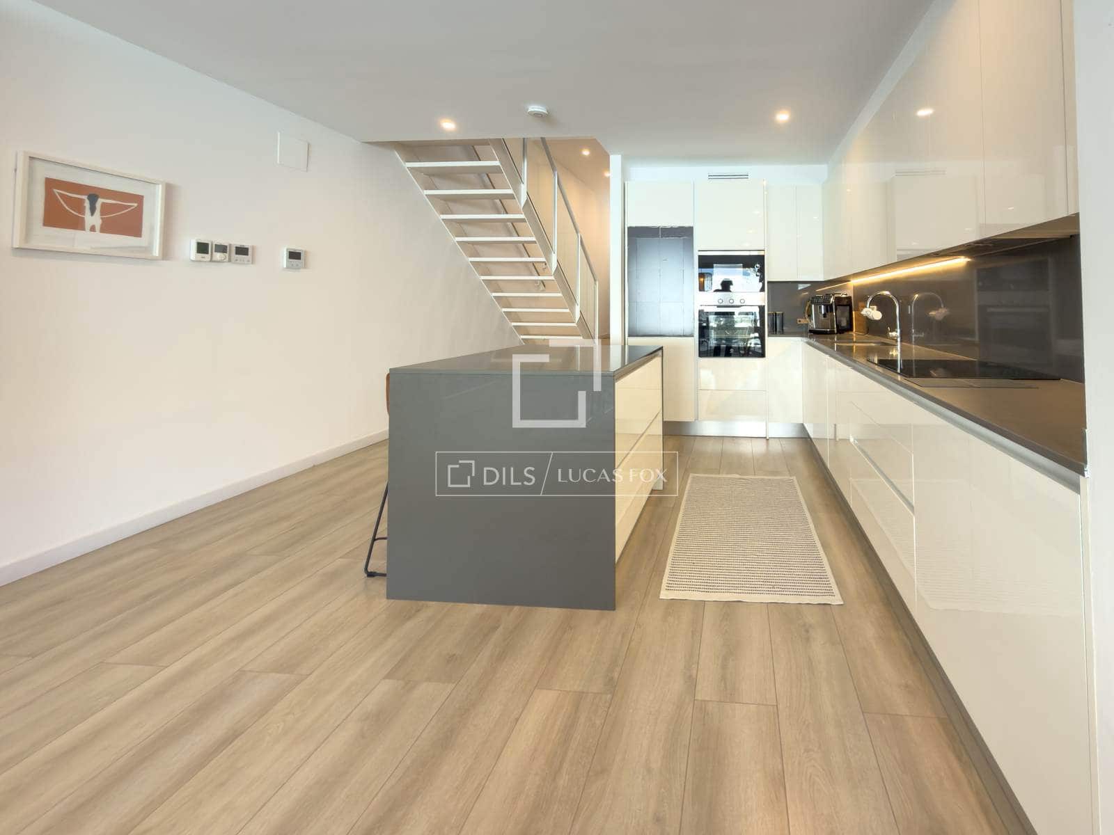 4 bedroom Villa for sale in Sant Just Desvern with pool garage - € 1,200,000 (Ref: 9816363)