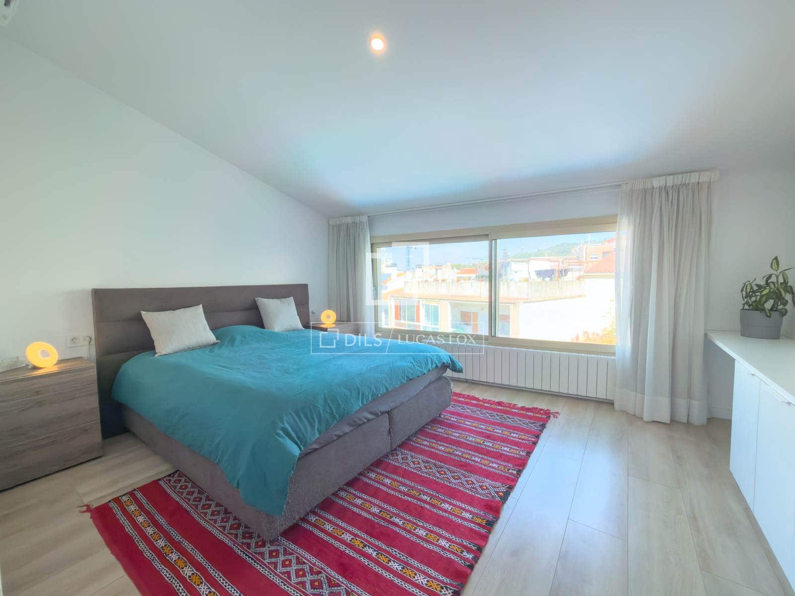 4 bedroom Villa for sale in Sant Just Desvern with pool garage - € 1,200,000 (Ref: 9816363)