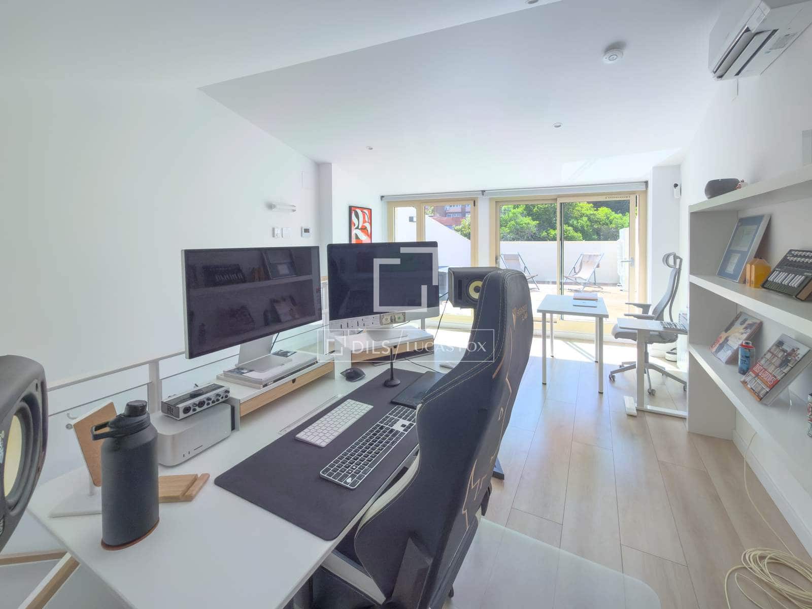 4 bedroom Villa for sale in Sant Just Desvern with pool garage - € 1,200,000 (Ref: 9816363)