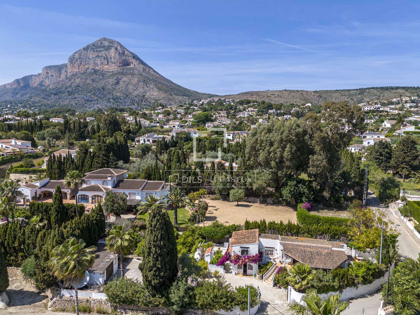 2 sypialnia Willa na sprzedaż w Javea / Xabia z garażem - 349 000 € (Ref: 9816486)