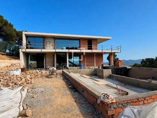 6 soverom Villa til salgs i Platja d'Aro, Castell-Platja d'Aro med svømmebasseng garasje - € 3 900 000 (Ref: 9816487)