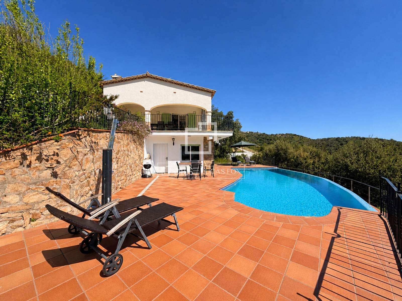 4 Zimmer Villa zu verkaufen in Platja d'Aro mit Pool Garage - 865.000 € (Ref: 9816488)