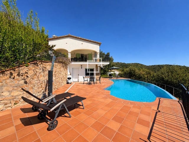 4 Zimmer Villa zu verkaufen in Platja d'Aro, Castell-Platja d'Aro mit Pool Garage - 865.000 € (Ref: 9816488)