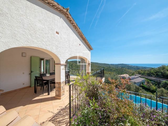 4 Zimmer Villa zu verkaufen in Platja d'Aro, Castell-Platja d'Aro mit Pool Garage - 865.000 € (Ref: 9816488)
