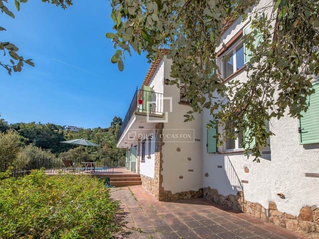 4 Zimmer Villa zu verkaufen in Platja d'Aro, Castell-Platja d'Aro mit Pool Garage - 865.000 € (Ref: 9816488)