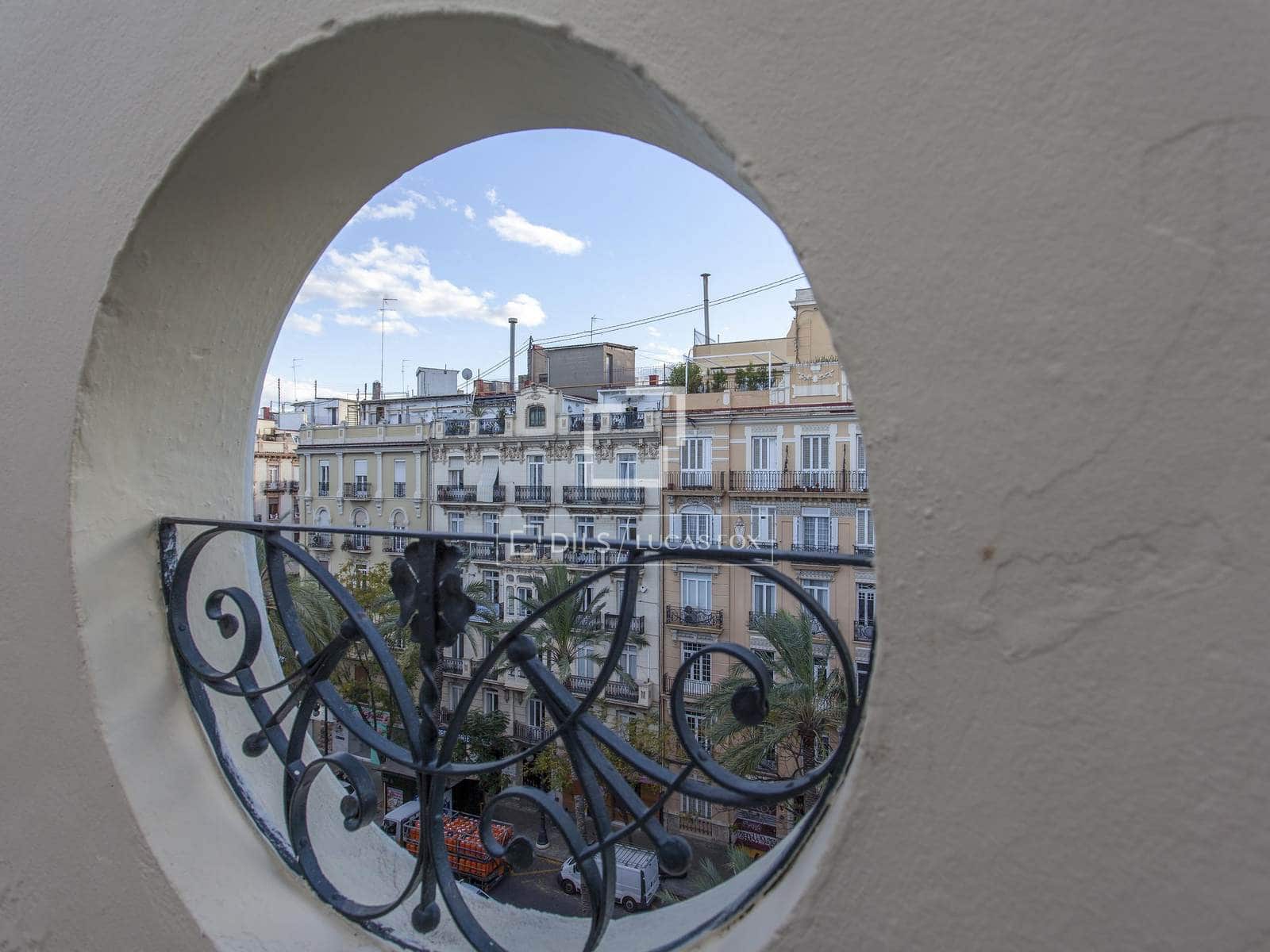 2 Zimmer Penthouse zu vermieten in Valencia Stadt - 3.500 € (Ref: 9816603)
