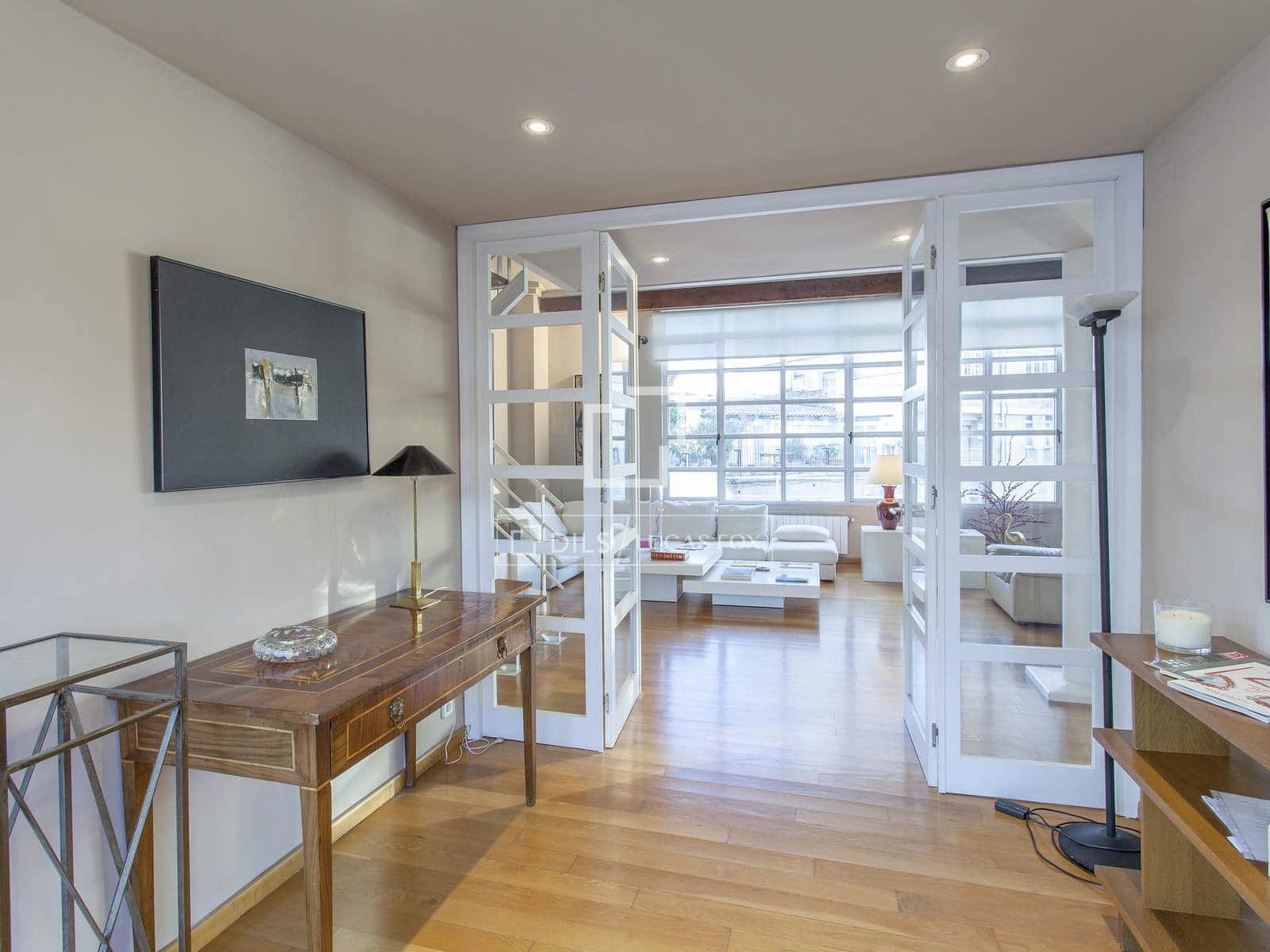 2 Zimmer Penthouse zu vermieten in Valencia Stadt - 3.500 € (Ref: 9816603)