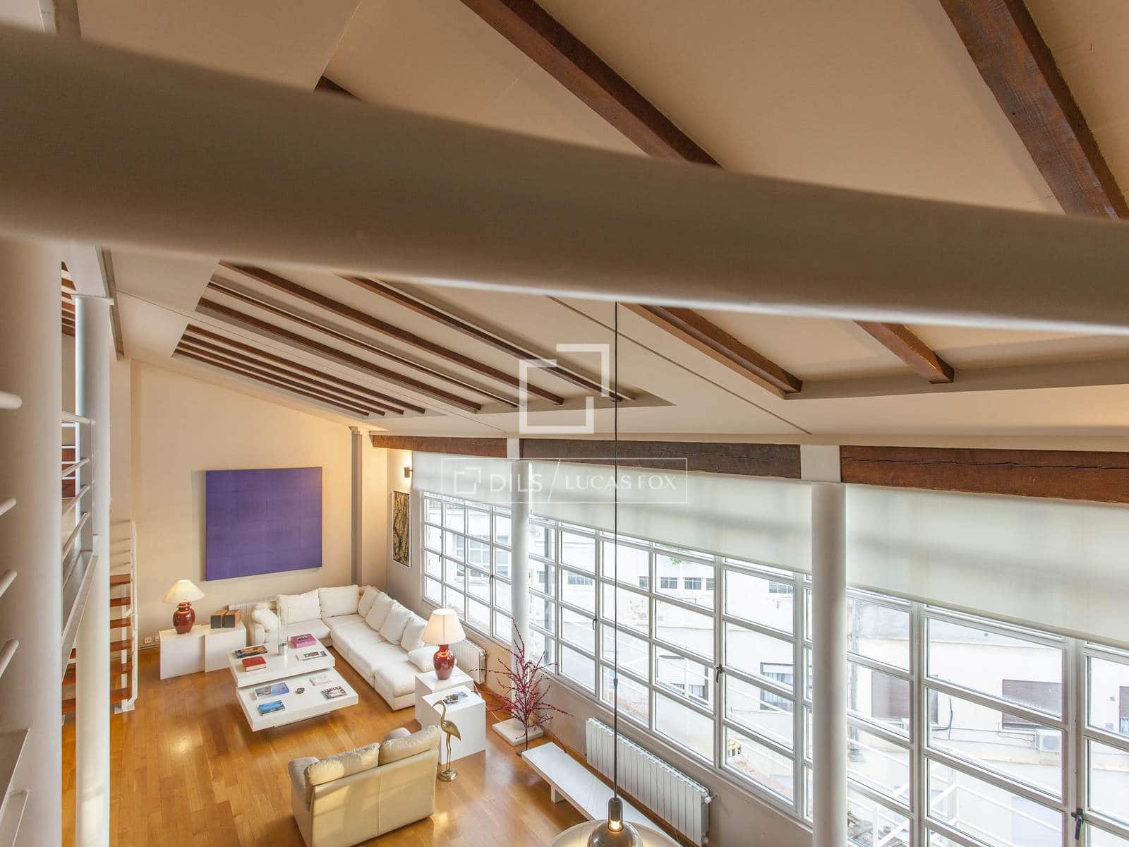 2 Zimmer Penthouse zu vermieten in Valencia Stadt - 3.500 € (Ref: 9816603)