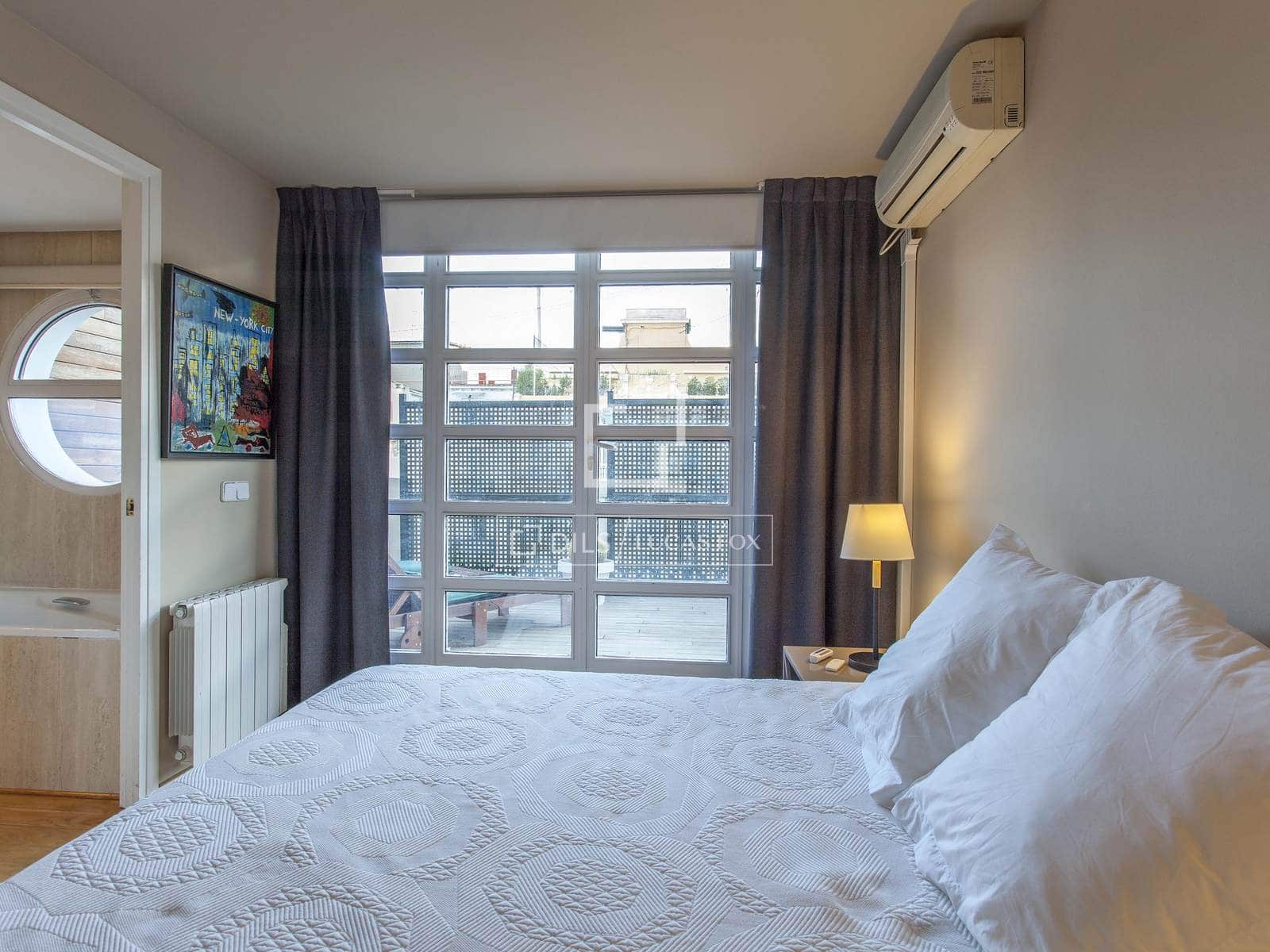 2 Zimmer Penthouse zu vermieten in Valencia Stadt - 3.500 € (Ref: 9816603)