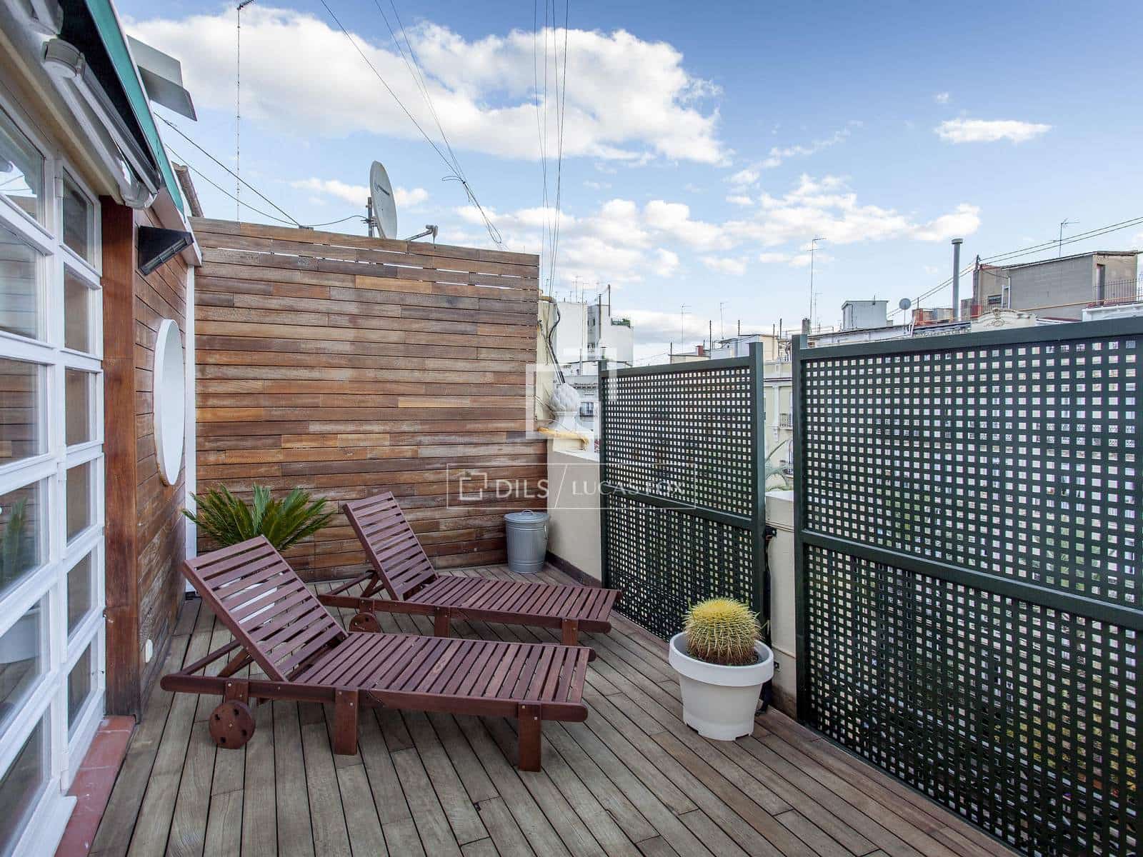 2 Zimmer Penthouse zu vermieten in Valencia Stadt - 3.500 € (Ref: 9816603)