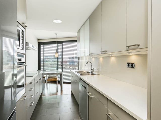 2 bedroom Apartment for sale in Barcelona city - € 645,000 (Ref: 9818452)