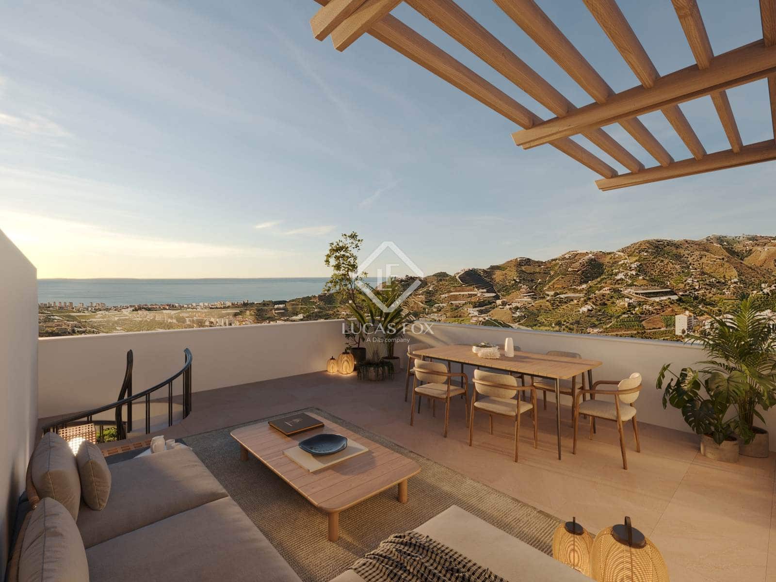 2 bedroom Apartment for sale in Torrox with pool garage - € 295,000 (Ref: 9818695)